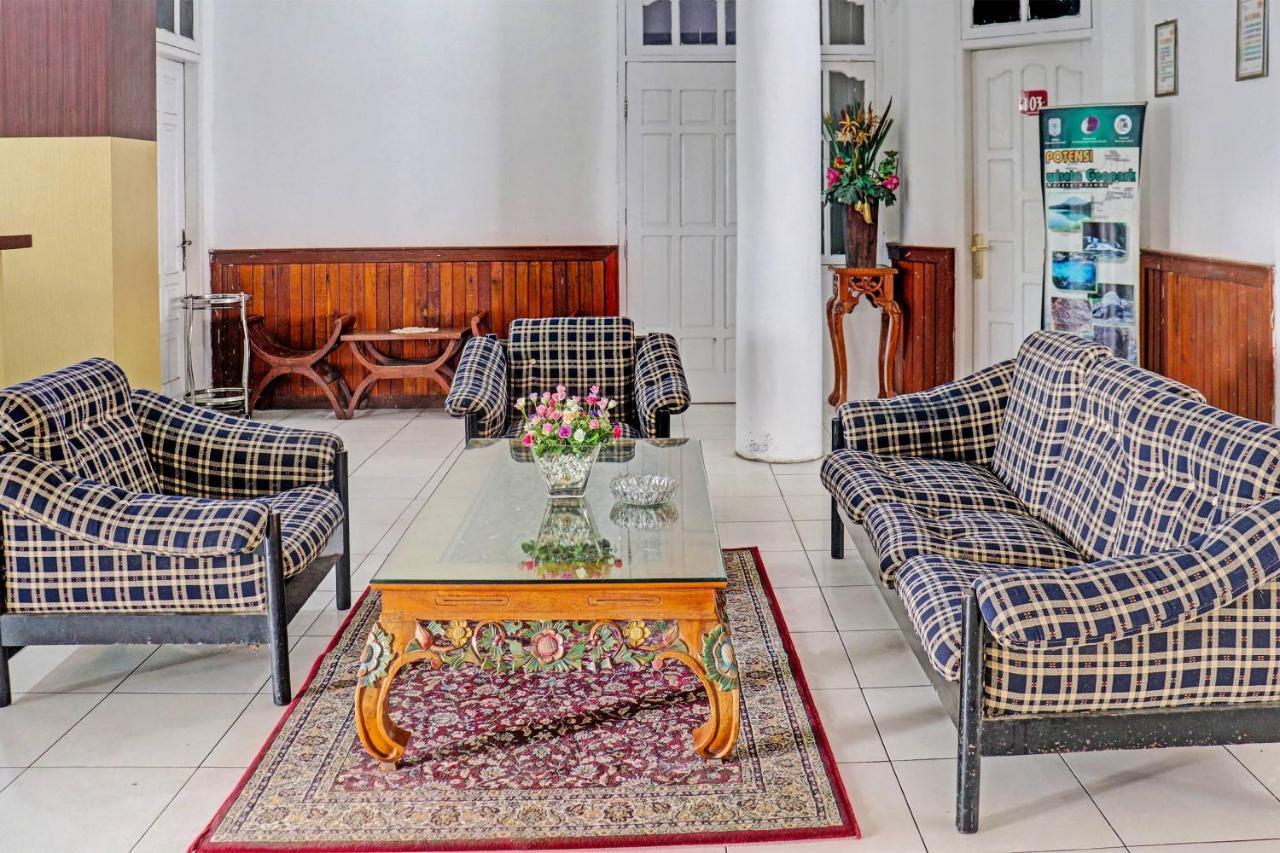 Bangko Oyo 90483 Homestay Permata Syariah מראה חיצוני תמונה