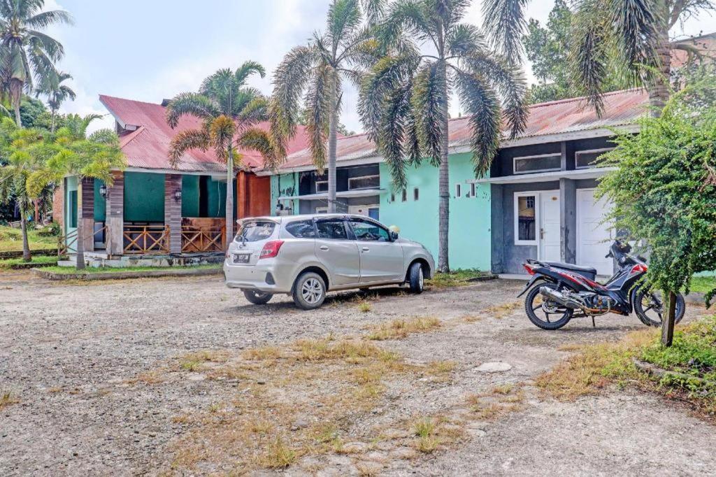 Bangko Oyo 90483 Homestay Permata Syariah מראה חיצוני תמונה